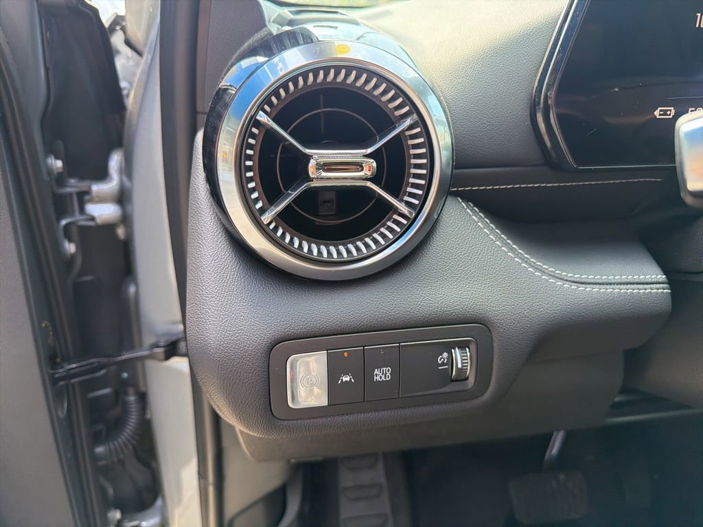 2025 Chevrolet Blazer EV LT - Photo 10