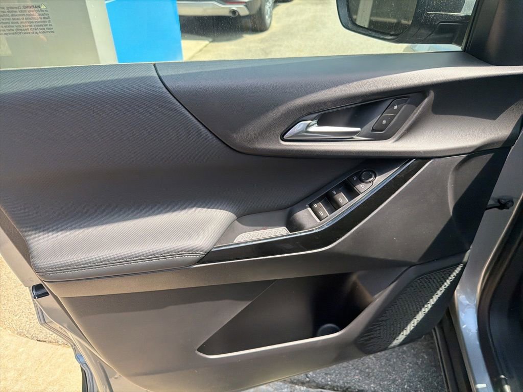 2026 Chevrolet Equinox LT - Photo 9