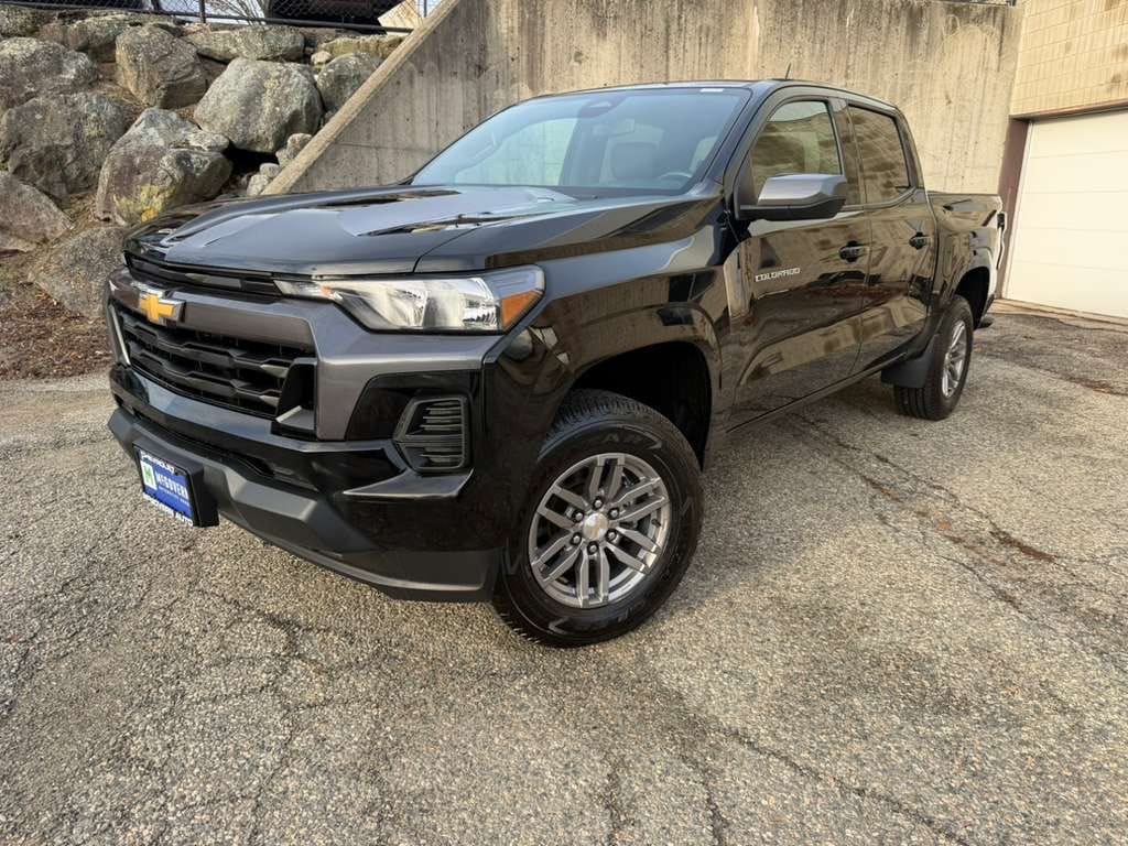 Used 2023 Chevrolet Colorado LT Truck