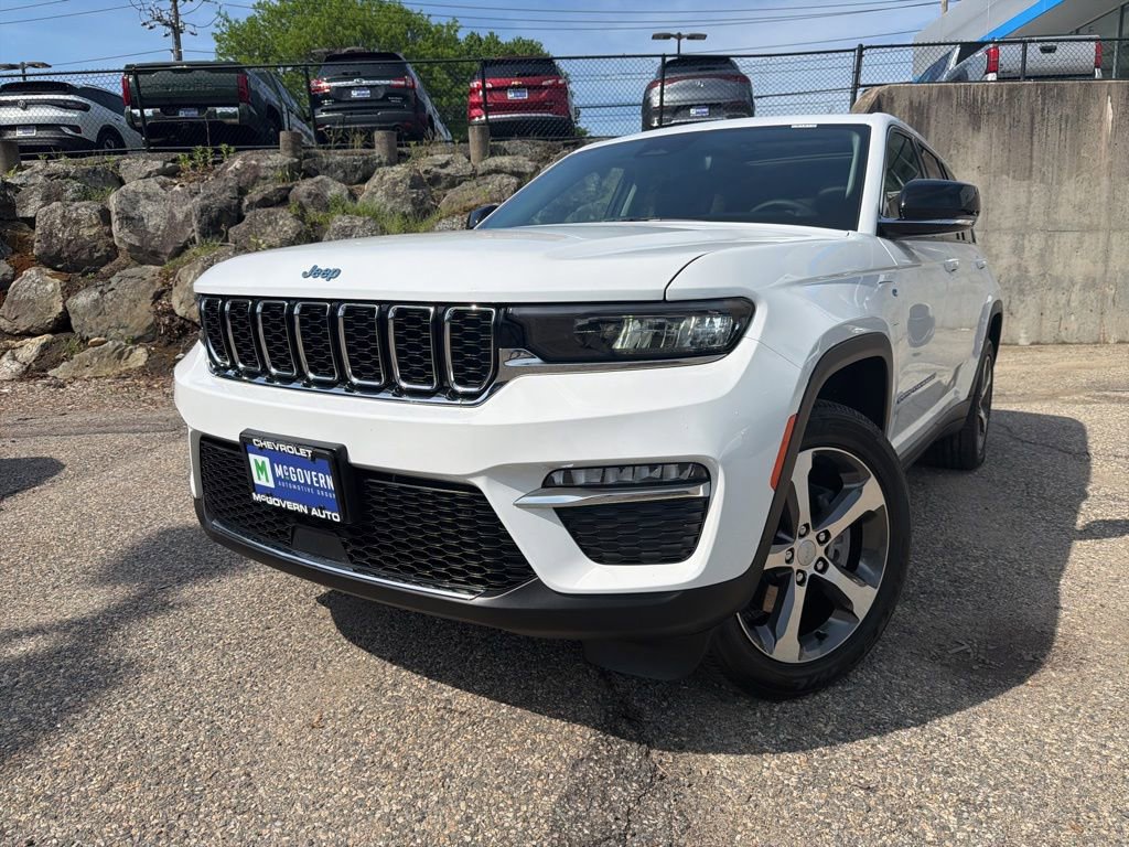 2023 Jeep Grand Cherokee 4xe 4x4's photo