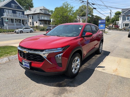 2026 Chevrolet Trax LS SUV