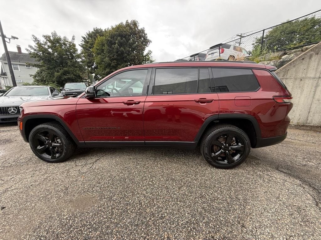 Used 2023 Jeep Grand Cherokee L Limited