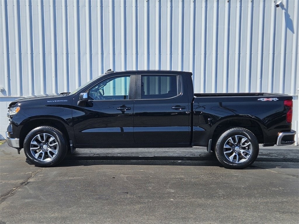 Used 2022 Chevrolet Silverado 1500 LT with VIN 1GCPDKEK9NZ639585 for sale in Plymouth, MA