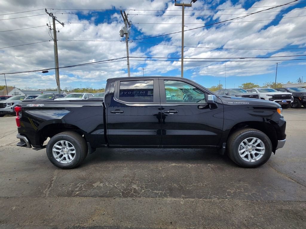 2026 Chevrolet Silverado 1500 LT - Photo 6
