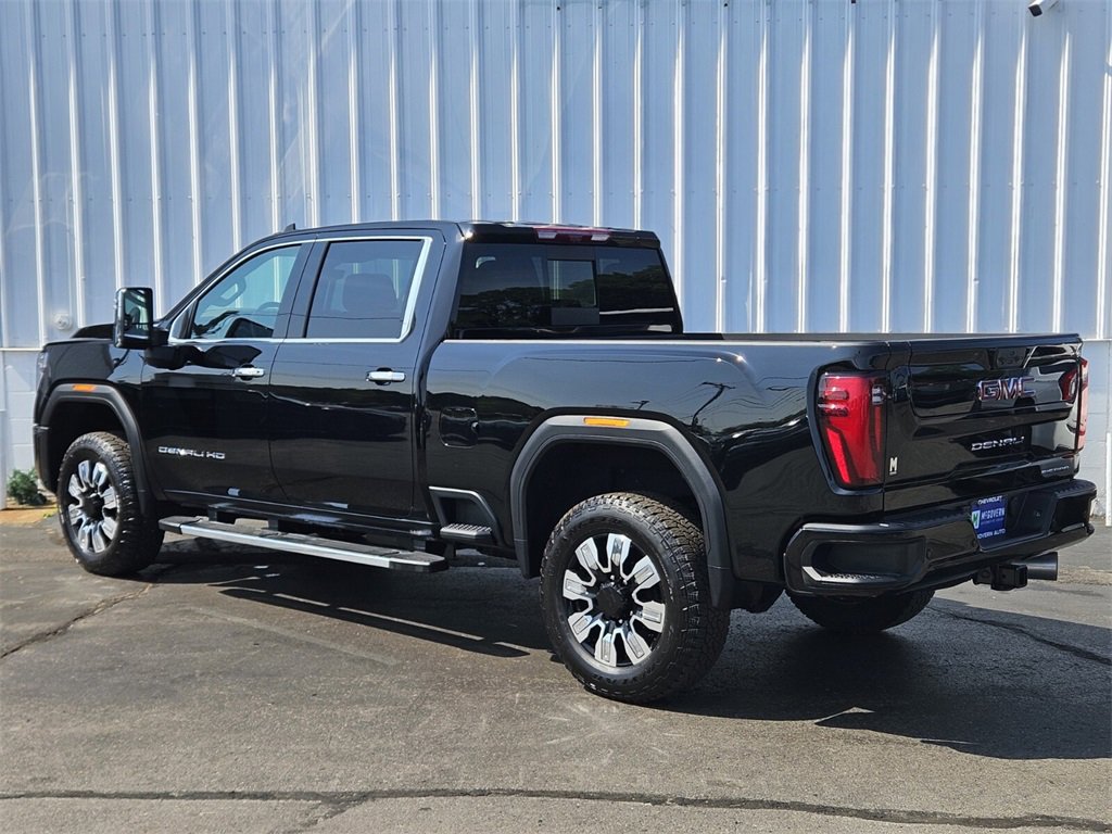 2025 Gmc Sierra 2500 HD Denali photo 3