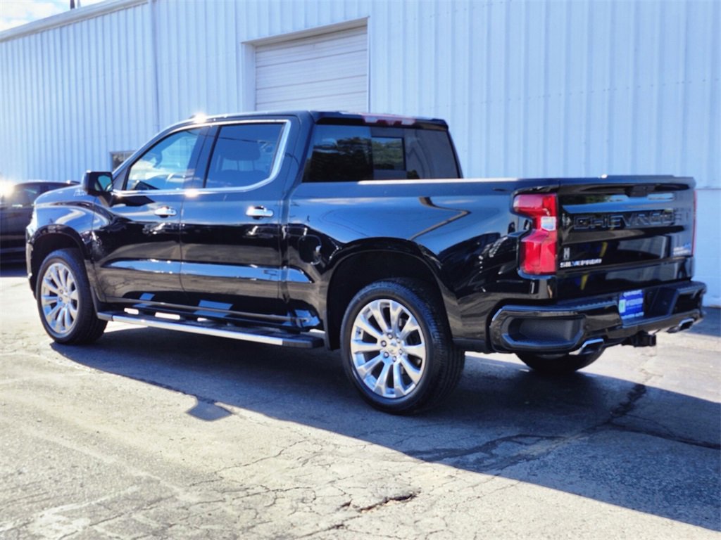 2021 Chevrolet Silverado 1500 High Country photo 2