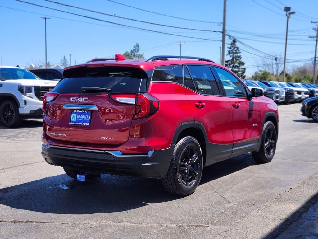 2023 GMC Terrain AT4 - Photo 5