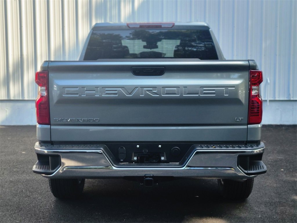 2026 Chevrolet Silverado 1500 LT photo 4