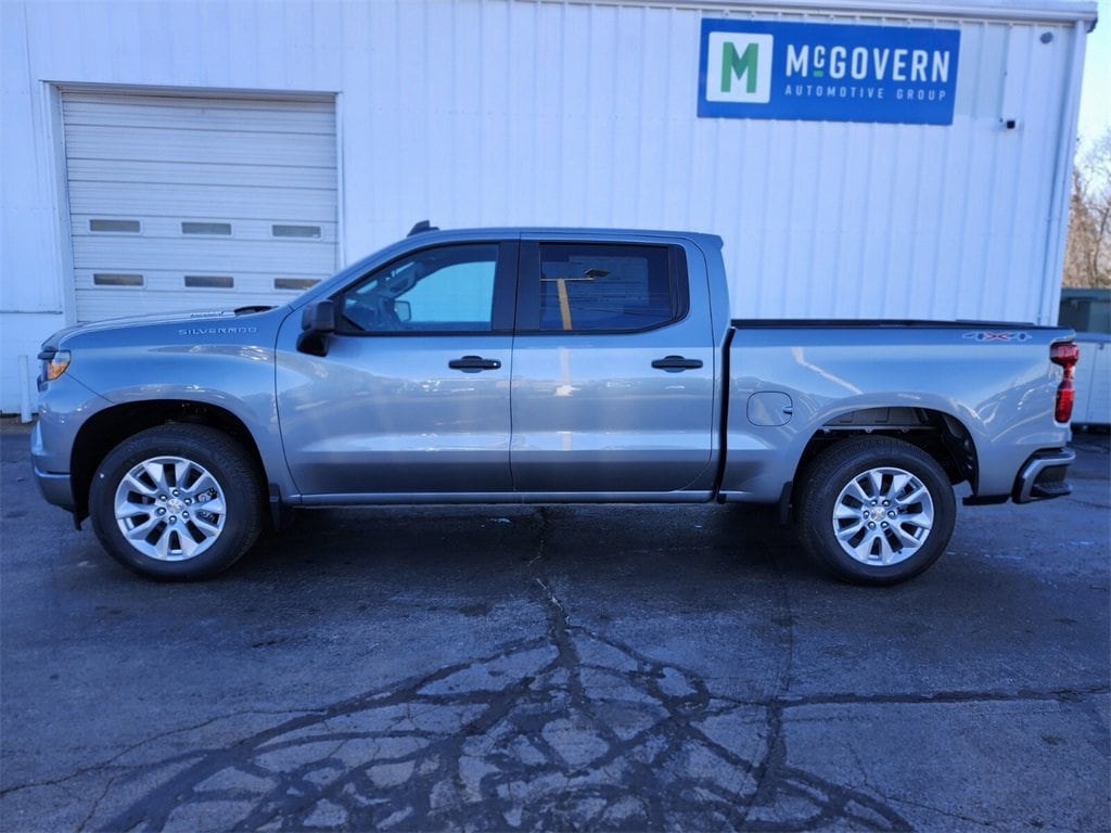 New 2026 Chevrolet Silverado 1500 Custom Truck