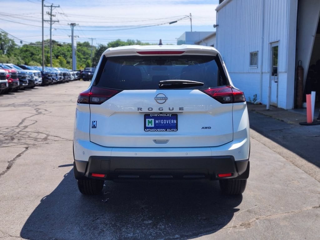 Used 2025 Nissan Rogue S