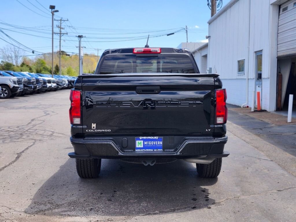 Used 2024 Chevrolet Colorado LT Truck