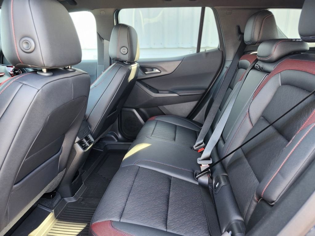 2026 Chevrolet Equinox RS - Photo 14