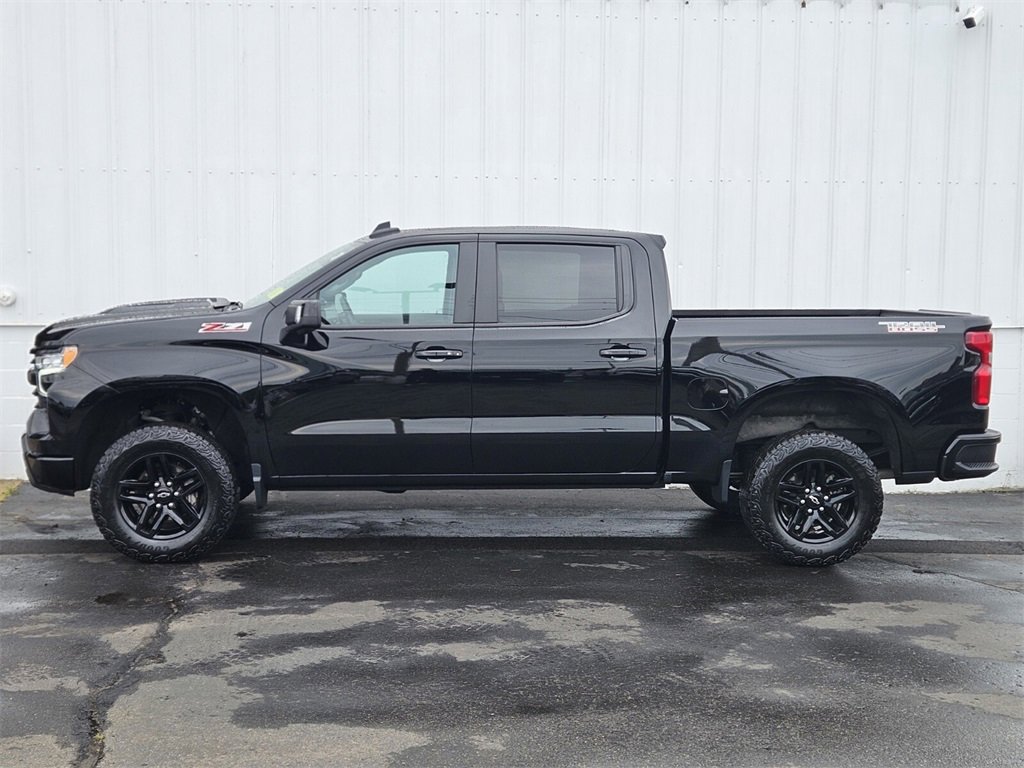 2024 Chevrolet Silverado 1500 LT Trail Boss photo 2
