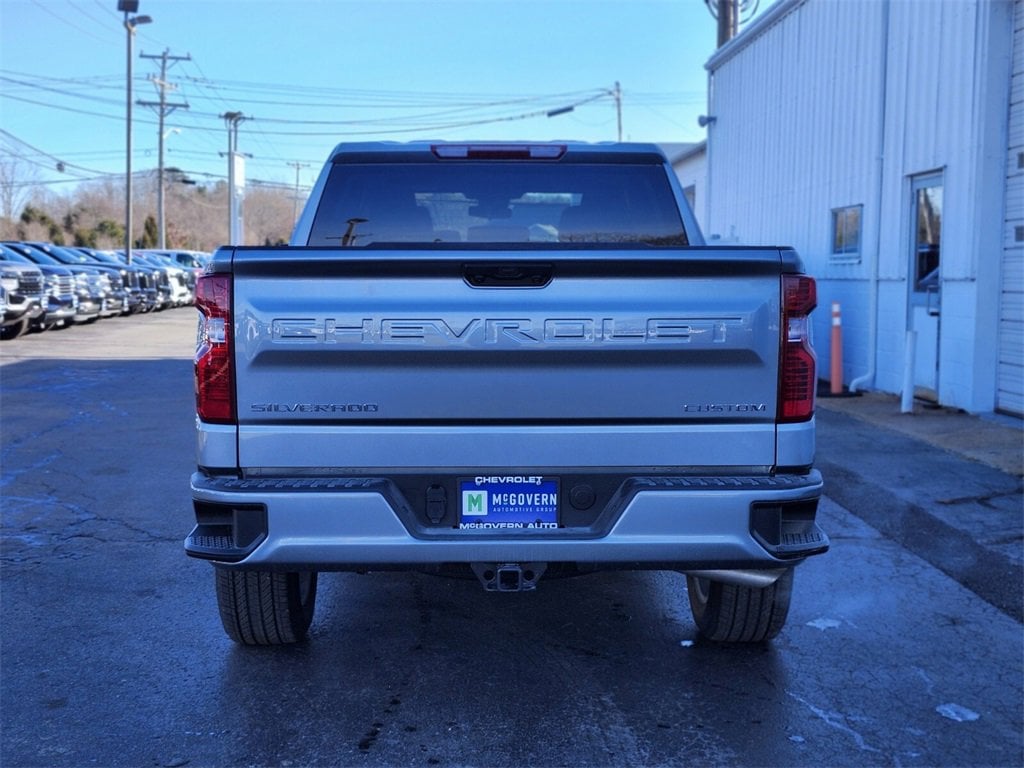 New 2026 Chevrolet Silverado 1500 Custom Truck