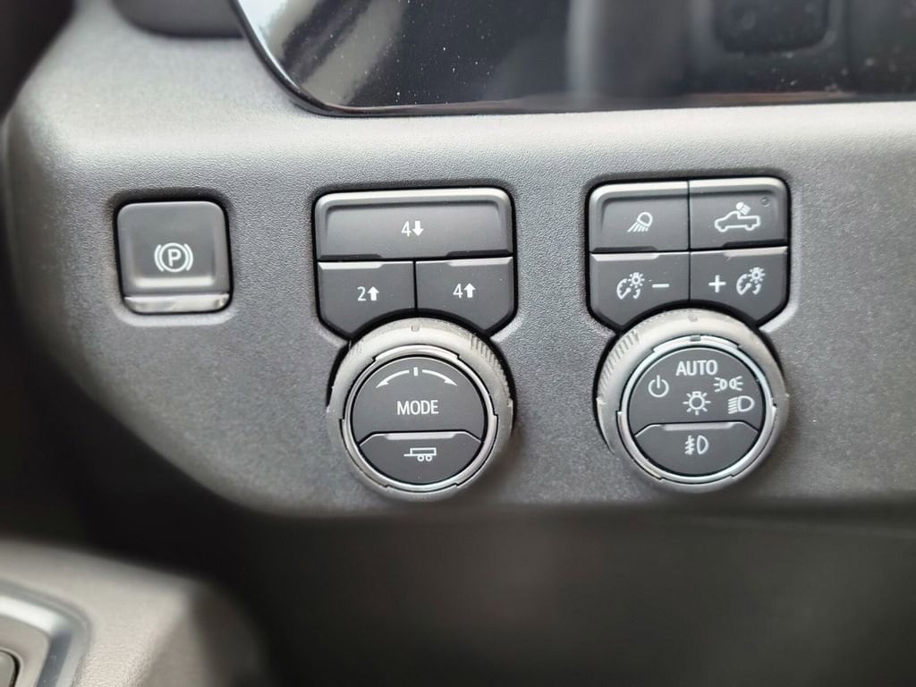 2025 Chevrolet Silverado 2500 HD LT - Photo 21