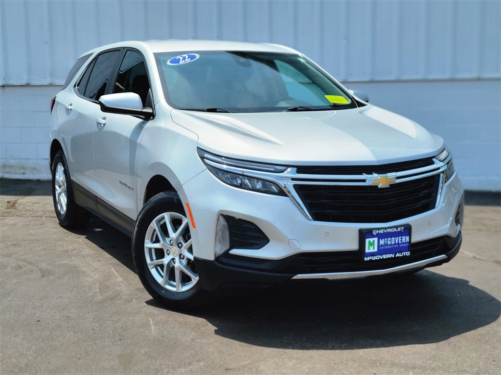 Used 2022 Chevrolet Equinox LT with VIN 3GNAXUEV2NL219569 for sale in Plymouth, MA