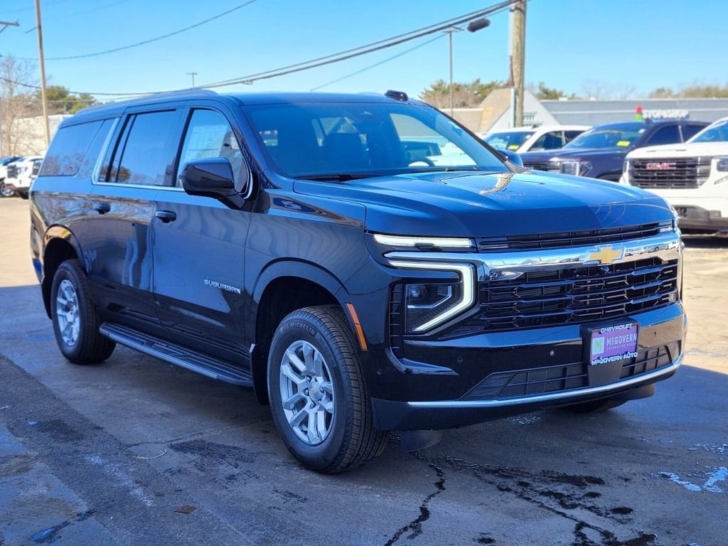 2026 Chevrolet Suburban LS - Photo 7