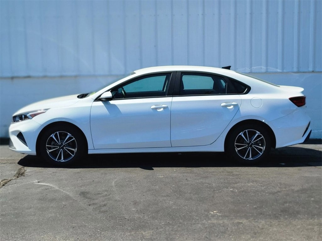 Used 2023 Kia Forte LXS with VIN 3KPF24AD9PE661282 for sale in Plymouth, MA
