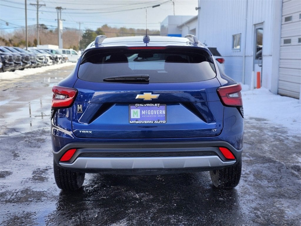 Used 2024 Chevrolet Trax LT SUV