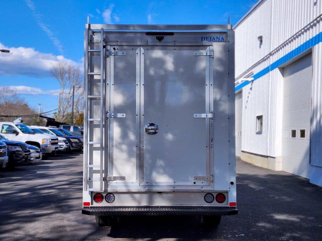 New 2026 Chevrolet Express Cutaway 3500 1WT Cutaway Van