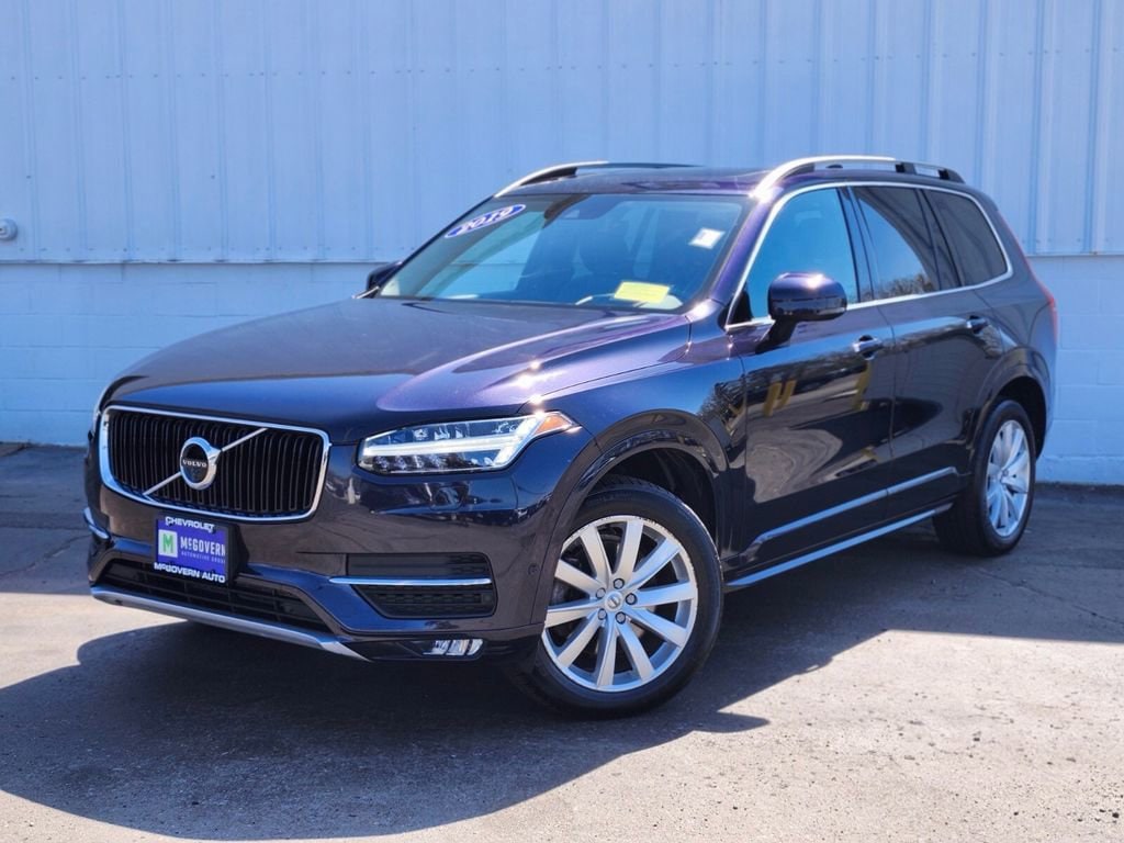 2019 Volvo XC90 T6 Momentum AWD's photo