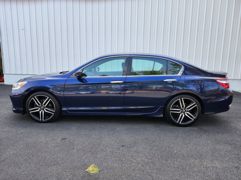 Used 2017 Honda Accord Sport SE with VIN 1HGCR2F16HA303970 for sale in Plymouth, MA