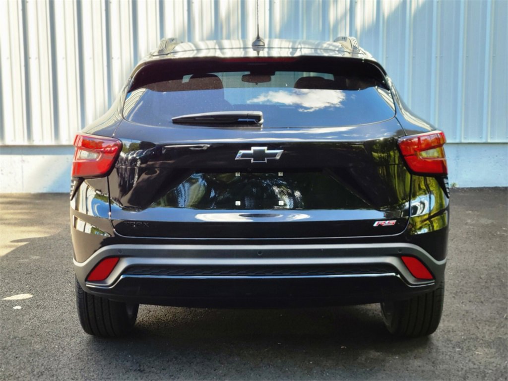 2025 Chevrolet Trax photo 4
