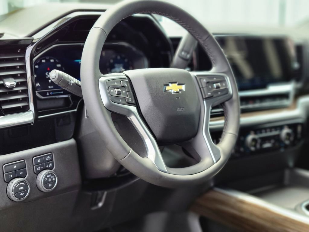 2025 Chevrolet Silverado 2500 HD LT - Photo 17