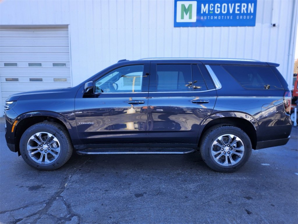 2025 Chevrolet Tahoe LS photo 2