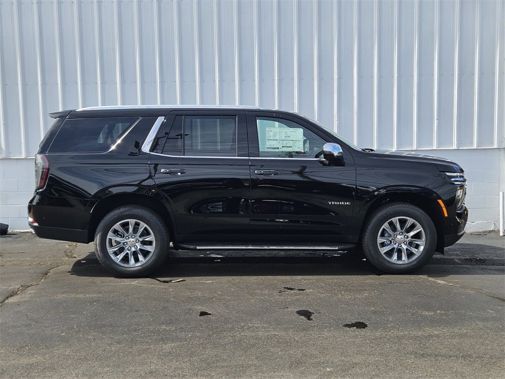 2025 Chevrolet Tahoe Premier photo 2