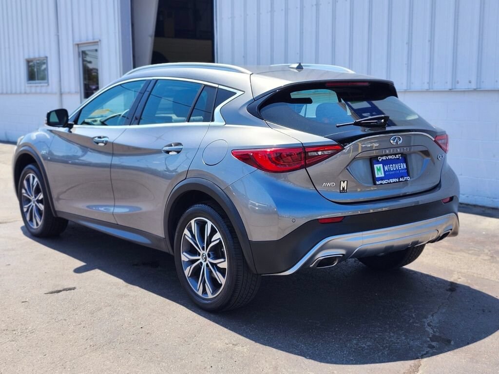 Used 2018 INFINITI QX30 Premium