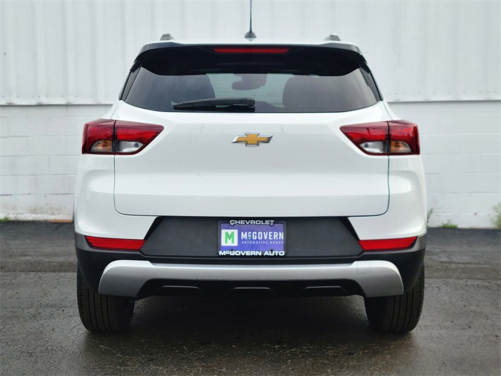 2023 Chevrolet Trailblazer LT photo 4