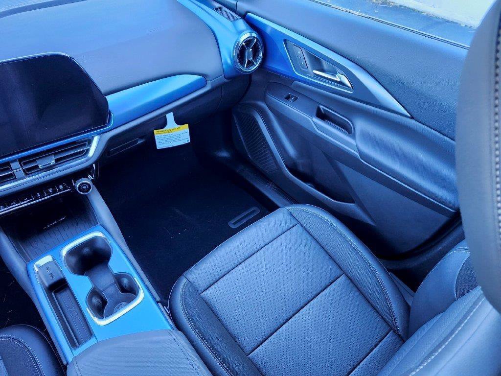 2026 Chevrolet Equinox EV 2LT - Photo 15