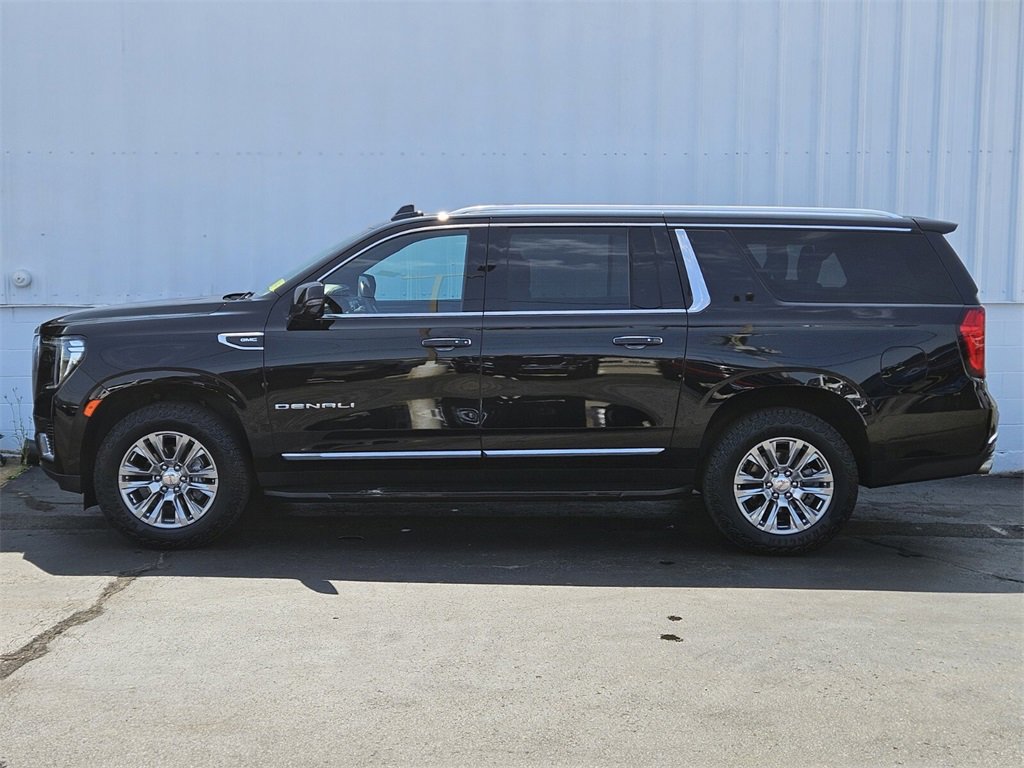 2023 Gmc Yukon XL Denali photo 2