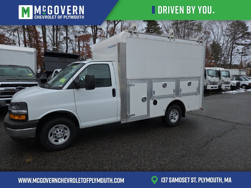 New 2026 Chevrolet Express Cutaway 3500 1WT Cutaway Van