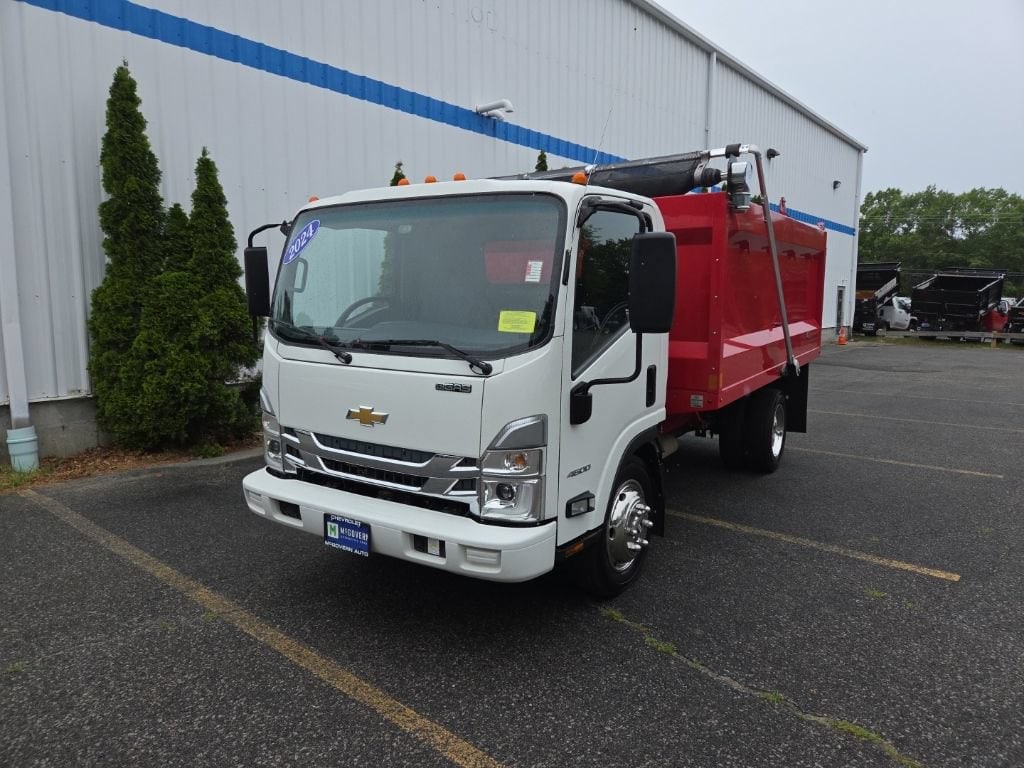 2024 Chevrolet Low Cab Forward 4500 Gas 176" WB Regular Cab's photo