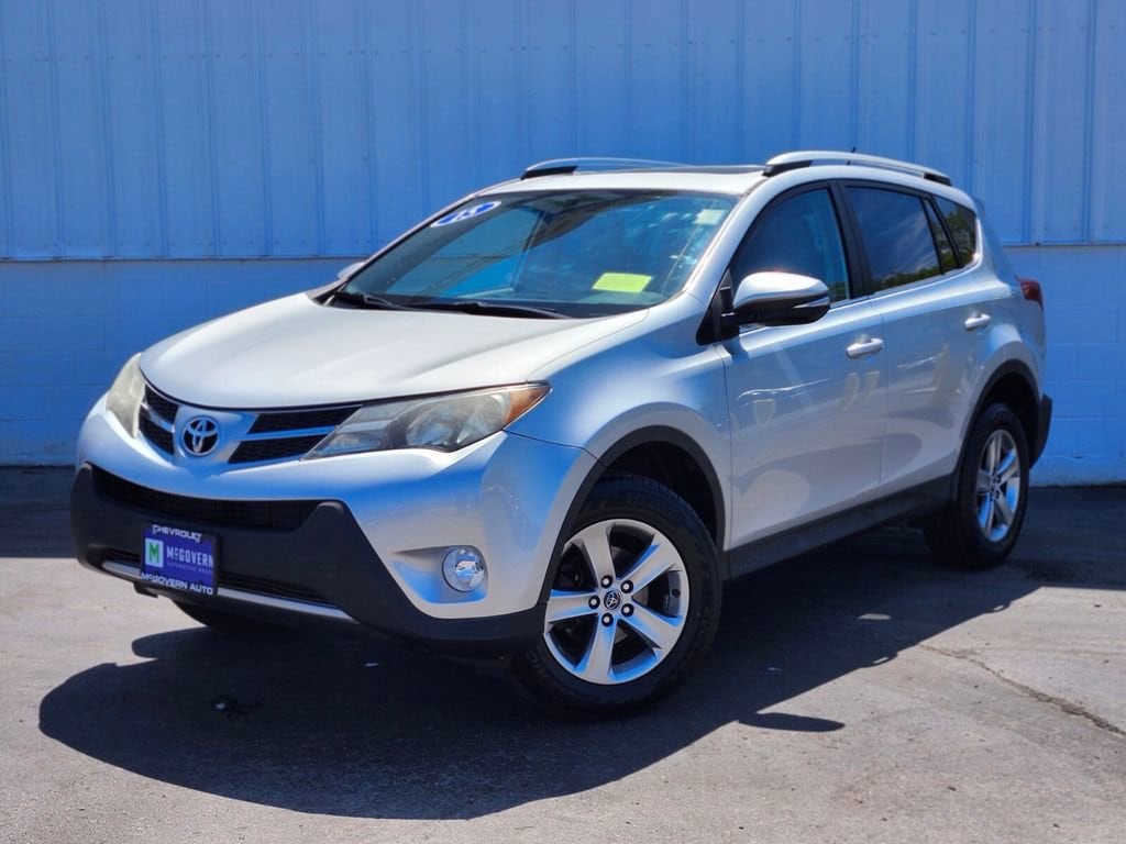 2015 Toyota RAV4 XLE AWD's photo