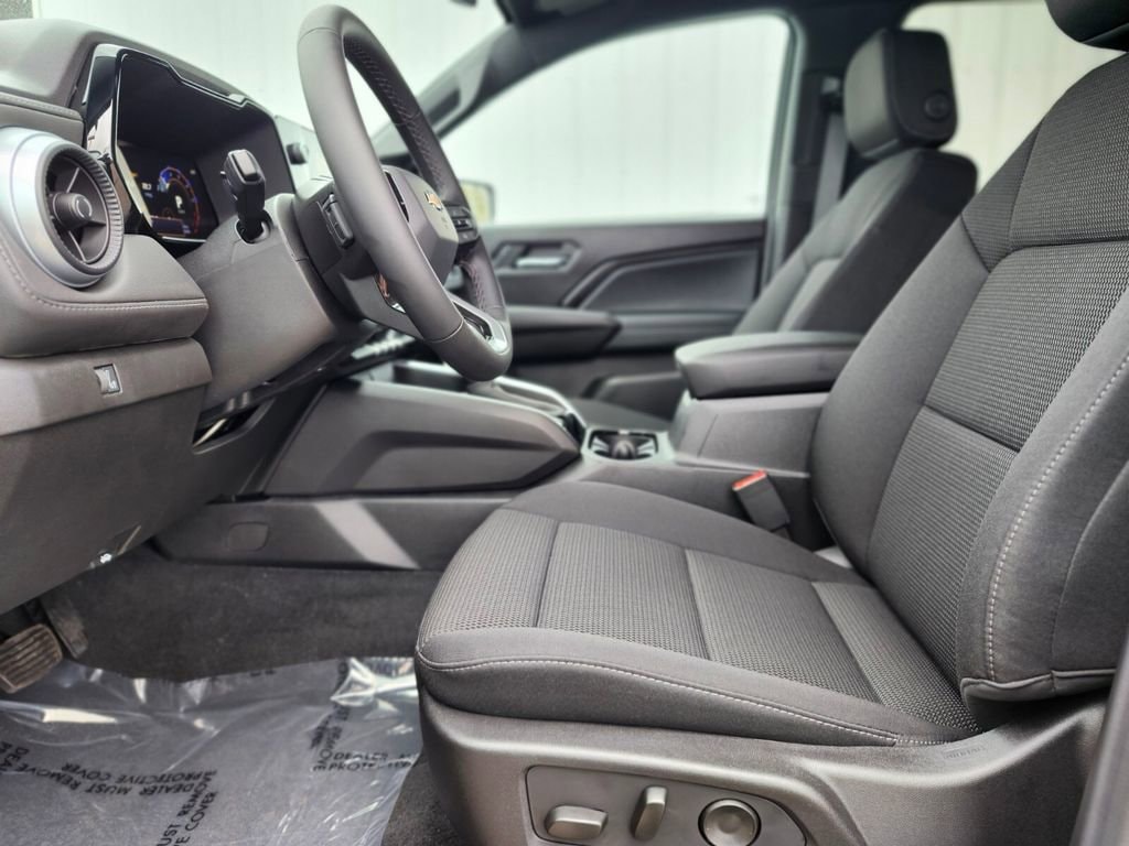 2026 Chevrolet Colorado LT - Photo 16
