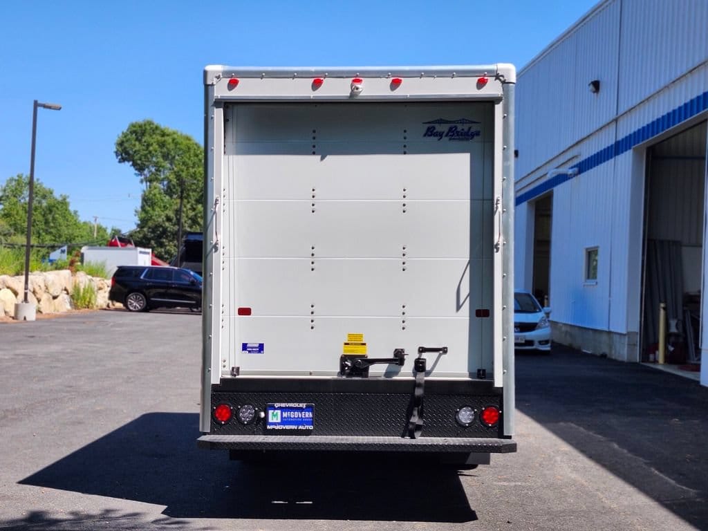 New 2026 Chevrolet Express Cutaway 3500 1WT Cutaway Van