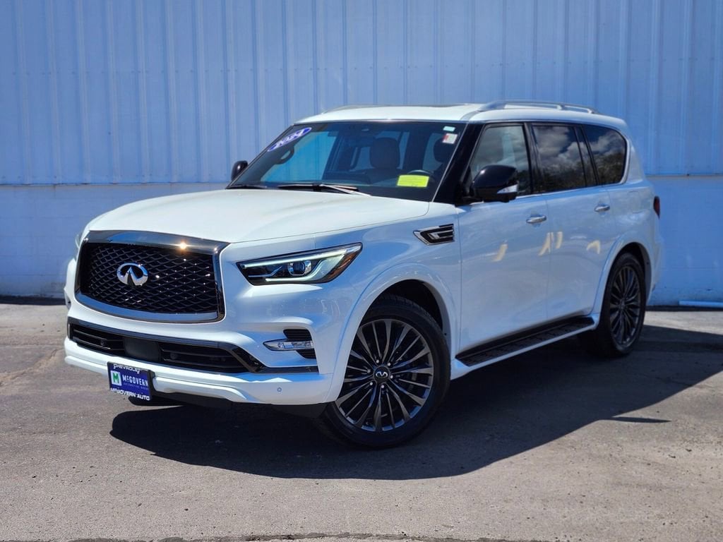 2024 INFINITI QX80 Sensory 4WD's photo