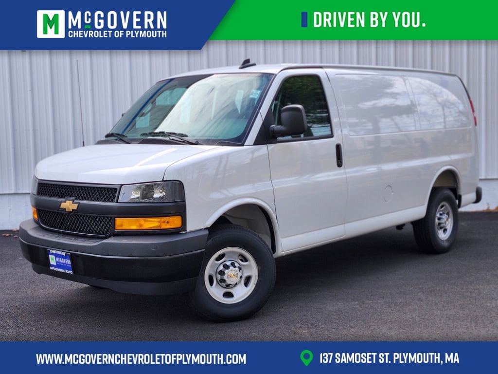 2026 Chevrolet Express 2500 Work Van HD's photo
