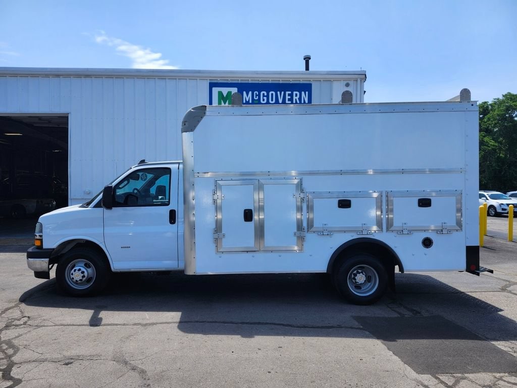 Used 2022 Chevrolet Express Cutaway 3500 NA Cutaway Van