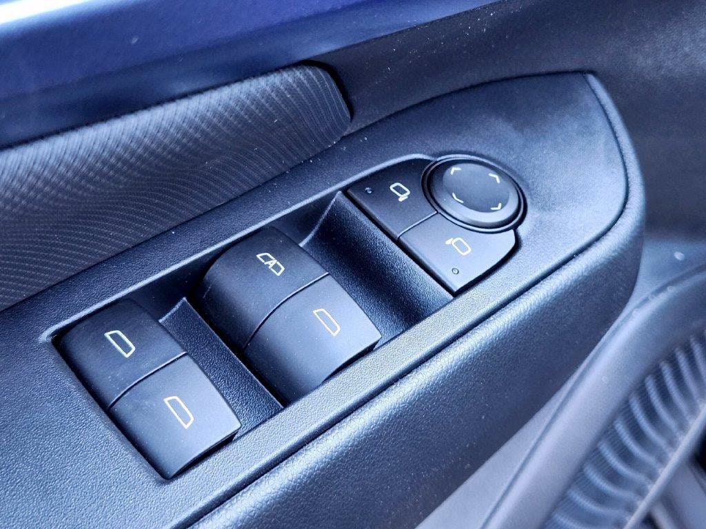 2026 Chevrolet Equinox EV 2LT - Photo 17