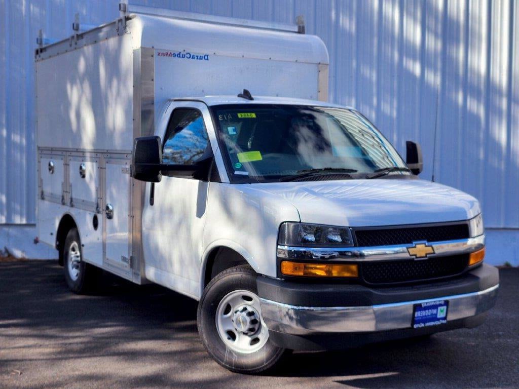 2026 Chevrolet Express Cutaway