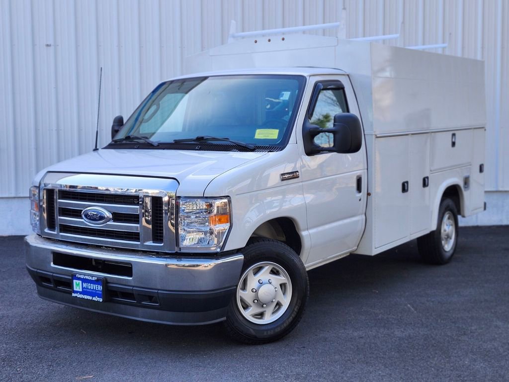 2024 Ford E-Series SRW E-350 Super Duty 138 in WB's photo