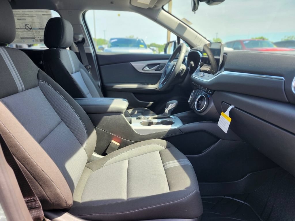 2026 Chevrolet Blazer 2LT - Photo 9