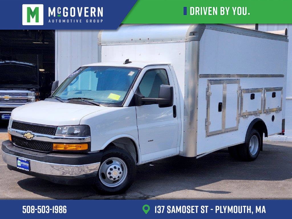 2022 Chevrolet Express Cutaway