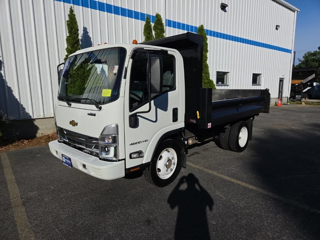 2024 Chevrolet Low Cab Forward 4500 Gas 176" WB Regular Cab's photo
