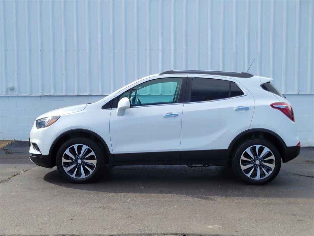 2022 Buick Encore Preferred photo 2