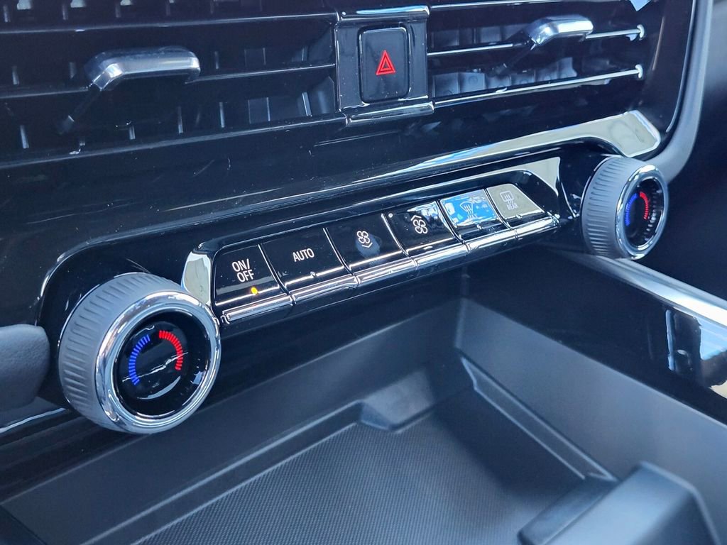 2026 Chevrolet Suburban LS - Photo 21